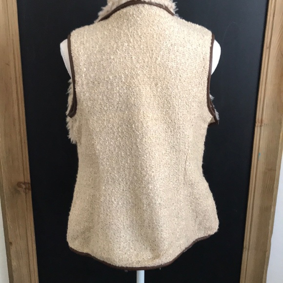 Fur Lined Tweed Sweater Vest - Picture 4 of 6